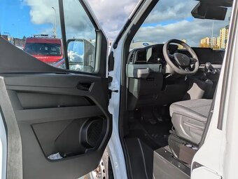 Renault Master, skříň 8EP d.4,2 š.2,15 v.2,2 - 12