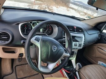 Lancia delta III 2.0 JTDM 121KW - 12