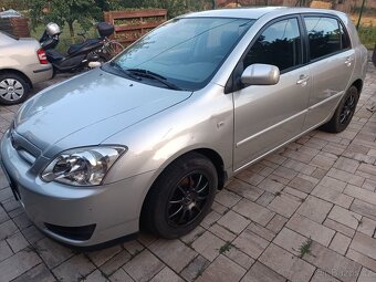 Toyota Corolla - 12