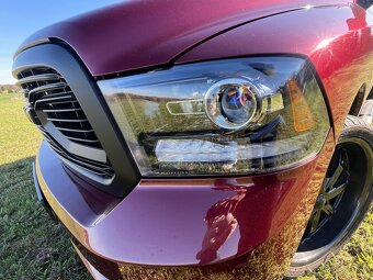 RAM 1500 CLASSIC SPORT 5.7 HEMI 295 Kw LPG - 12