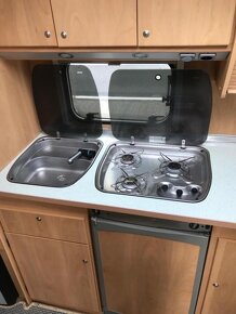 Karavan - BÜRSTNER VENTANA UOPLYST 530 TK, 2002, č. 0132 - 12