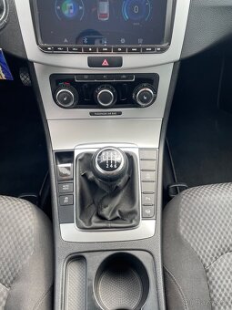 Passat B7 Kombi 2.0TDI - 12