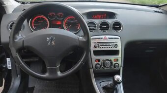 Peugeot 308 SW 1,6 HDi 80kw 7 míst - 12