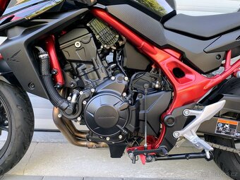 Honda CB 750 Hornet TOP STAV - 12