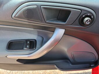 Ford Fiesta 1.3 /44kw - 12