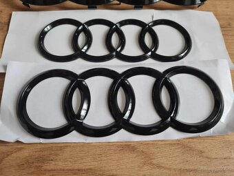 AUDI - Čierne lesklé znaky - 12