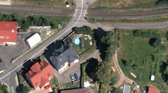 Pronájem 2+1 (65m2) se zahradou a parkováním. - 12