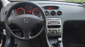 Peugeot 308 SW 1,6 HDi 80kw 7 míst - 12