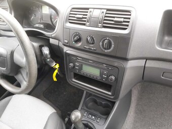 Škoda Roomster 1.4 63 kw, 2010, facelift, 1.majitel - 12