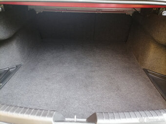 Mazda 6 2.0i 121kw 6/2013-155547kmVyhřSedXenonyTažnýRVM - 12