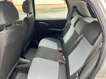 Fiat Punto 1.2i STK: 07/2027 TAŽNÉ ZAŘÍZENÍ SERVISKA - 12