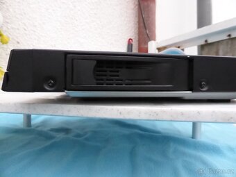 EMTEC Movie Cube D850H DVD/CD přehrávač rekordér - 12