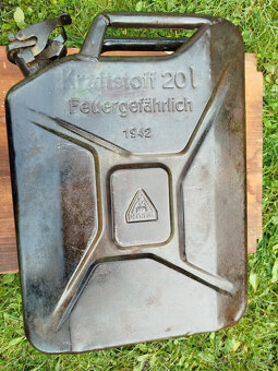 kanystry WEHRMACHT - 12