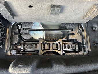 Fiat Freemont 2.0 JTD 7 míst - 12