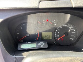 Ford Transit - 12