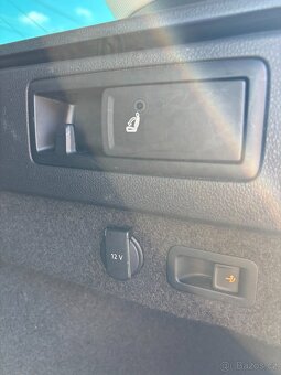 VW Passat B8 Variant Business 2.0 TDI 110kW Manuál / Matrix - 12