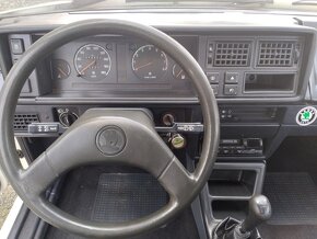 ŠKODA FAVORIT 135 - 12