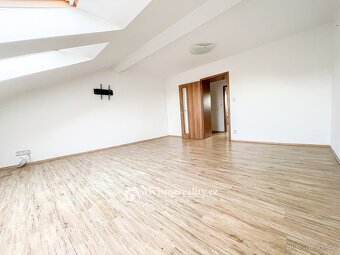 Pronájem cihlového bytu 1+1, 40 m², Znojmo, ul. Jiráskova - 12