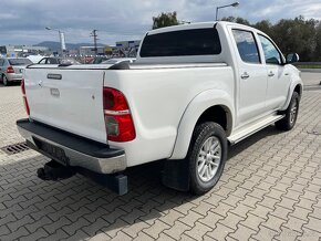 Toyota Hilux 3.0D-4D 4WD - 12