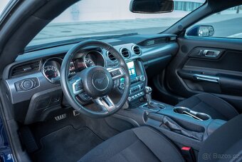 Ford Mustang 2.3 turbo rok 2020 - 12