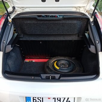 Fiat Punto Grande/Evo 2013 ČR LPG 1.2 51 kw 131 000 km - 12