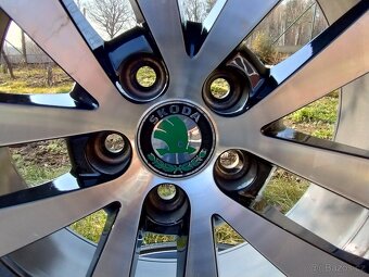 Originál ALU kola Škoda Fabia / Rapid R17 + letní pneu - 12