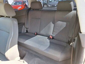 Volkswagen Polo 1.2i 12V 47KW S.Kniha - 12