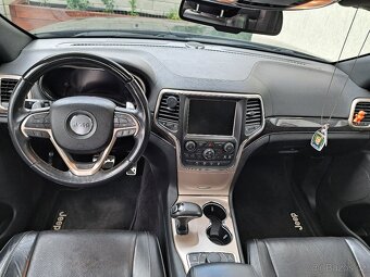 Jeep Grand Cherokee 3.0CRDi 184kW OVERLAND - 12