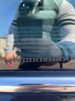 VW Passat Highline 2,0TDI SRC 110kw CZ - 12