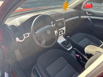 Škoda Octavia 2 od kupujícího požaduji plnou moc - 12
