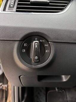Škoda Octavia,  1.6 TDi 81 kW STYLE XENON NEHAVAR.SERVISKA - 12