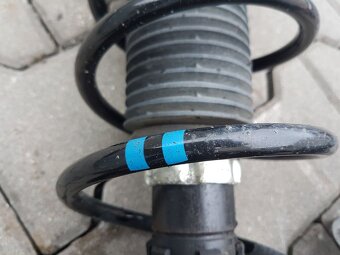 Přední tlumič, pružina Octavia III 5Q0413023GJ - 12