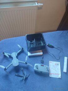 Dron SYMA X30 - 12