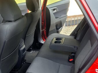 Toyota Auris, 1,8 Hybrid SERV.KNÍŽKA - 12