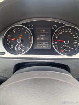 VW PASSAT CC 1,8 TSI STK 4/26 najeto 377tis Výbava vozu: 10x - 12