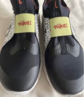 Nové dětské boty NIKE -vel. 40-stélka 25cm - 12