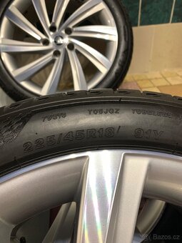 Alu kola Škoda R18 5X112 LETNÍ PNEU 225/45 R18 PERSEUS - 12