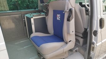 VW MULTIVAN T4 2.5TDI 111KW 7 MÍST R.V.2000 HOLANDSKO - 12