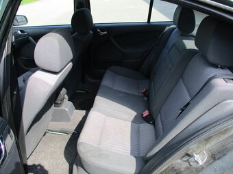 ŠKODA OCTAVIA  - 1.6 MPi - 12