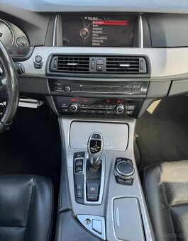 BMW Série 5 535i xDrive Sport-Aut - 12