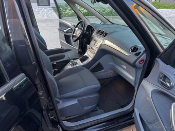 Ford Galaxy 2.0i 107Kw Trend - 7.Míst - 12