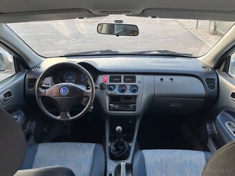 Honda HR-V 1.6 Benzin 4x4 = Bez korozie, Dovoz IT = - 12