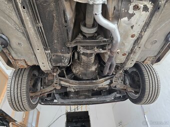 Bmw e30 coupe - 12