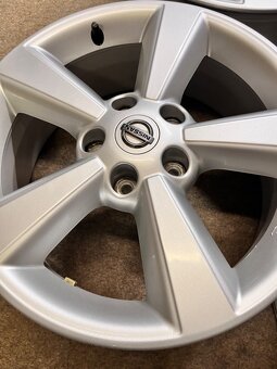 5x114,3 R17 originál alu Nissan Qashqai - ET 40 - 12