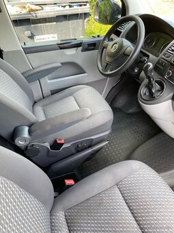 VW T5 Transporter 2.0 103 kw - 12