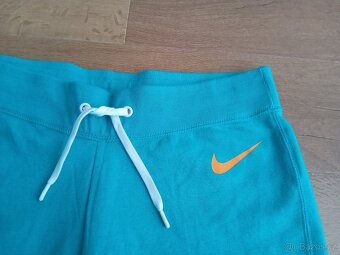 Nike dámské sportovní carpi kalhoty tepláky vel. S/M nové - 12