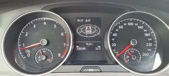 VW Golf Variant 1,2 TSi 81kW benzín "Lounge" - 12