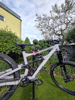 Specialized status 2021 vel. S4 (L) - 12