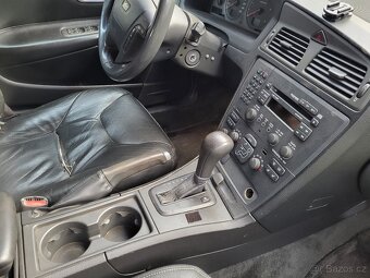 Prodám Volvo V70 D5 2.4 diesel automat 2002 120kw - 12
