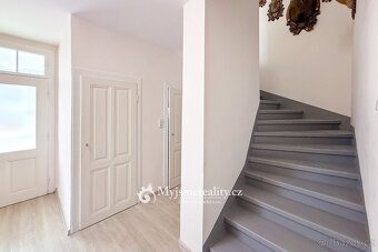 Prodej, rodinný dům, garáž, 215 m2 - Znojmo, Otokara Březiny - 12